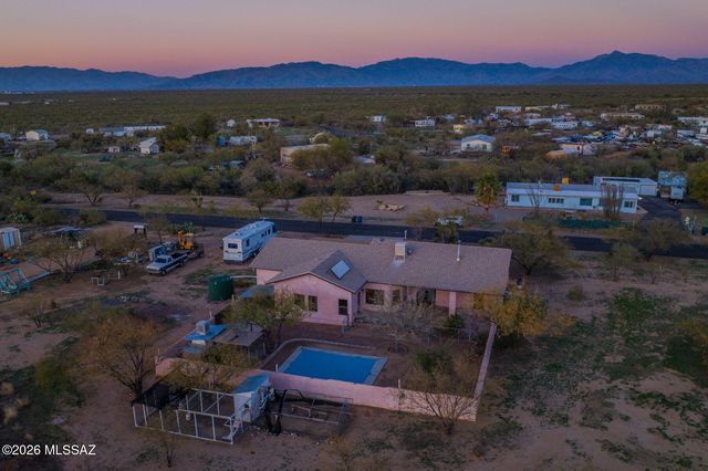 819 N Calle Princesa, Vail, AZ 85641