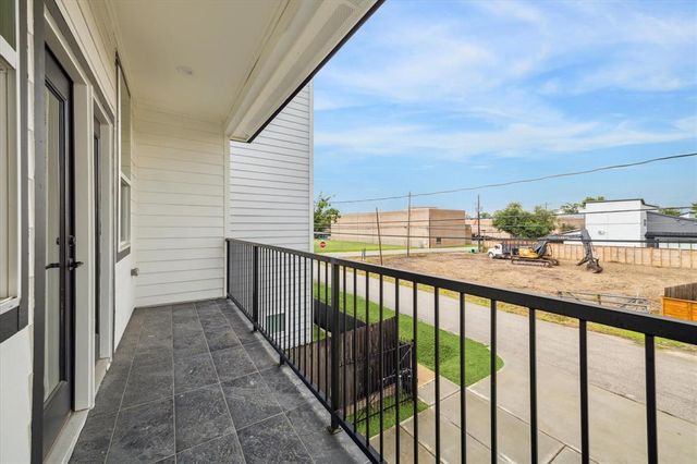 1825 Northwood Drive, Houston, TX 77009