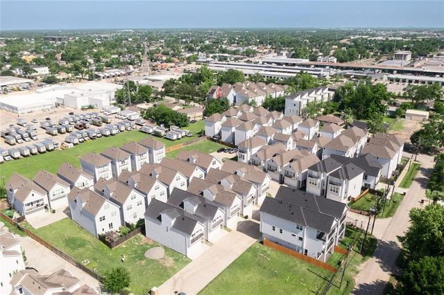 1825 Northwood Drive, Houston, TX 77009