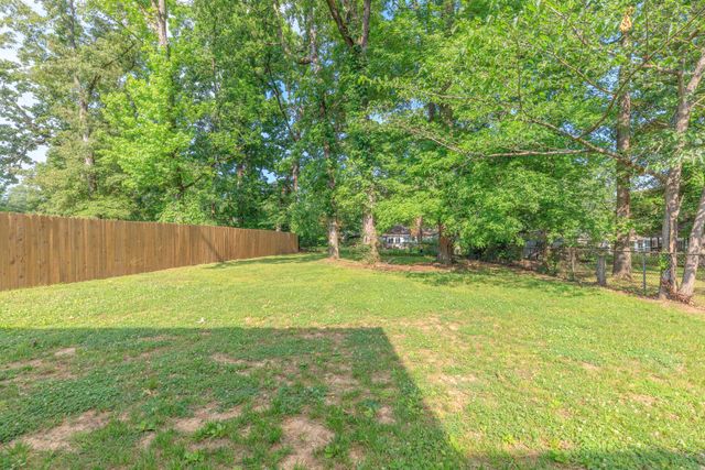 929 Graysville Road, Chattanooga, TN 37421