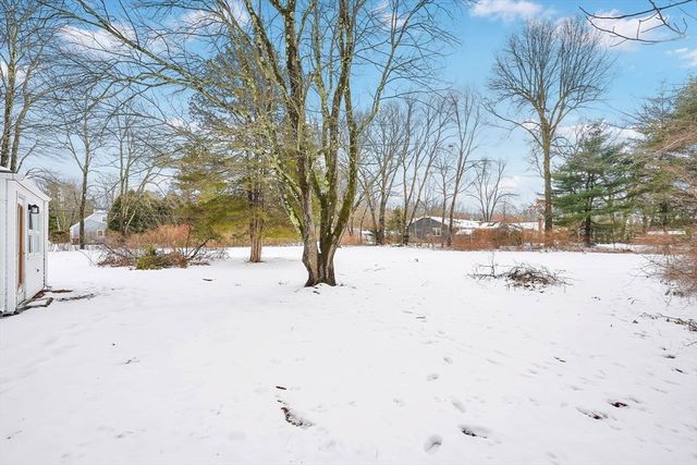 36 Silver St, South Hadley, MA 01075