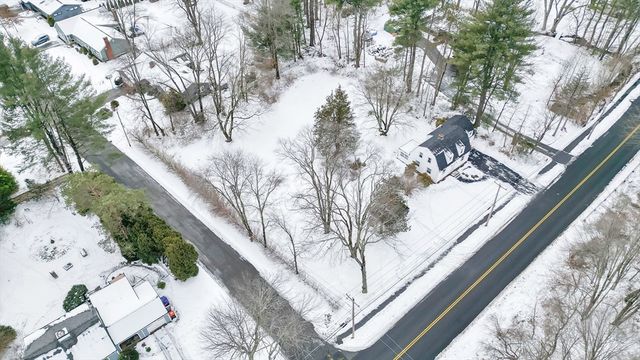 36 Silver St, South Hadley, MA 01075