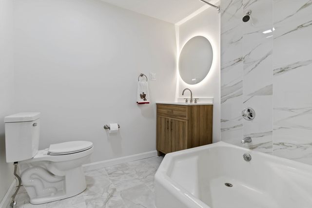 58 Cutler Dr, Framingham, MA 01701