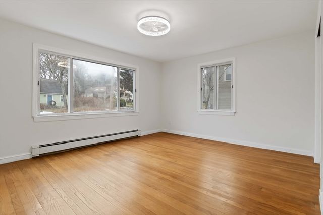 58 Cutler Dr, Framingham, MA 01701