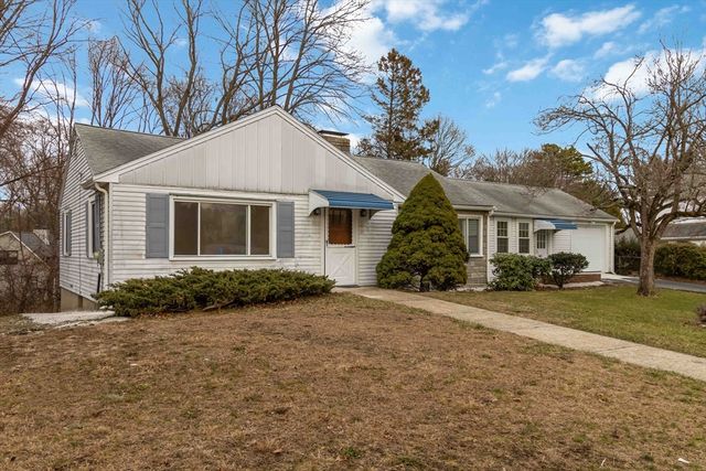 58 Cutler Dr, Framingham, MA 01701