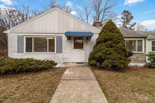 58 Cutler Dr, Framingham, MA 01701