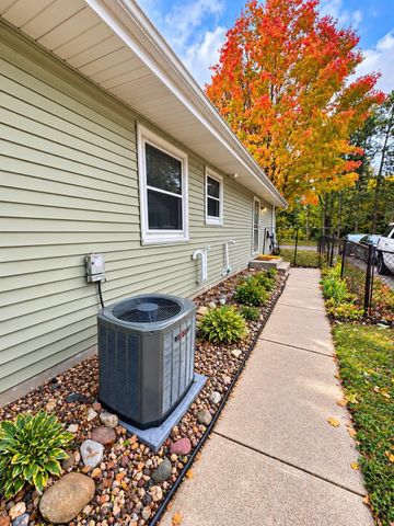 1659 Case Avenue, Saint Paul, MN 55106