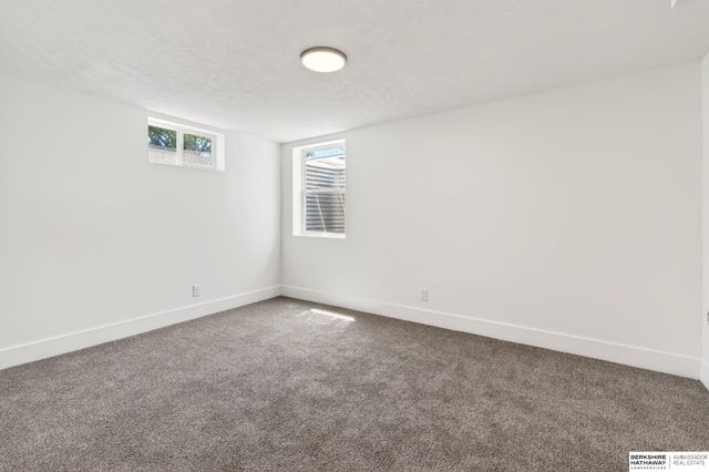 3911 Gertrude Terrace, Bellevue, NE 68147