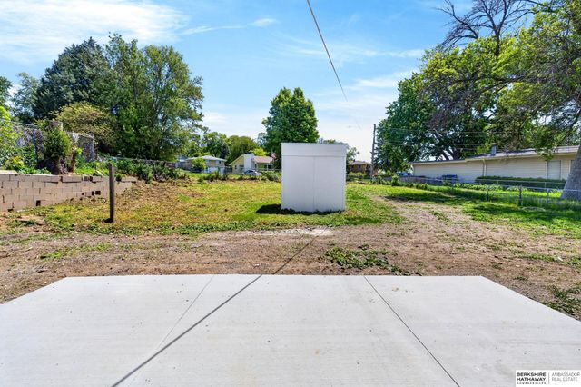 3911 Gertrude Terrace, Bellevue, NE 68147