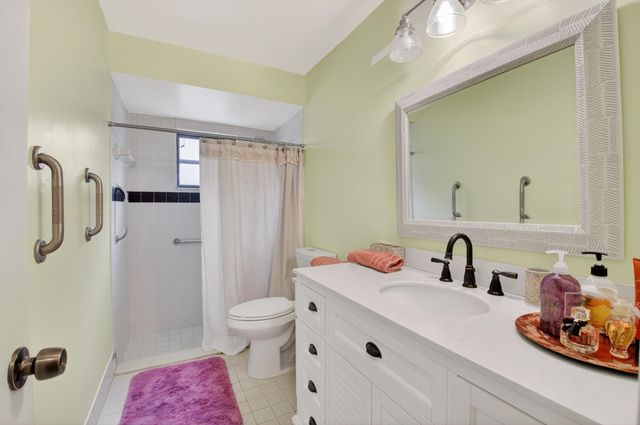 18101 107th Avenue S, Boca Raton, FL 33498