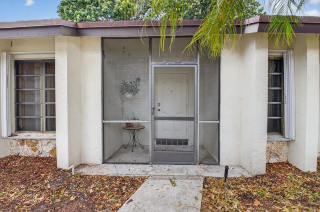 18101 107th Avenue S, Boca Raton, FL 33498