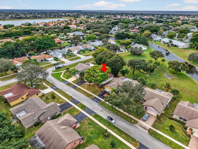 18101 107th Avenue S, Boca Raton, FL 33498