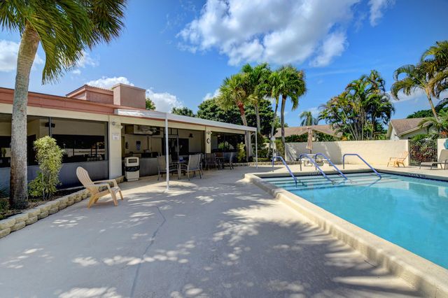 18101 107th Avenue S, Boca Raton, FL 33498