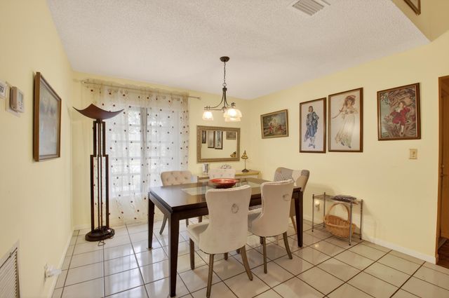 18101 107th Avenue S, Boca Raton, FL 33498