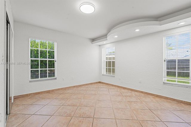 14242 SW 46th Ter, Miami, FL 33175