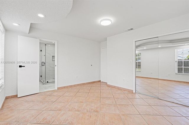 14242 SW 46th Ter, Miami, FL 33175