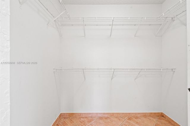 14242 SW 46th Ter, Miami, FL 33175