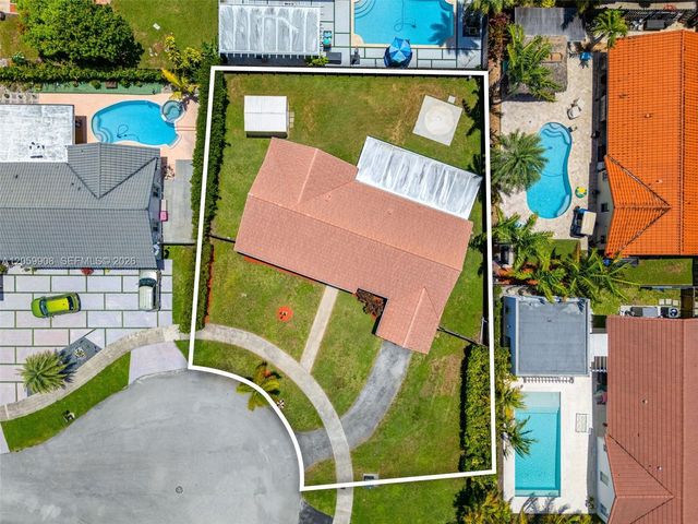 14242 SW 46th Ter, Miami, FL 33175