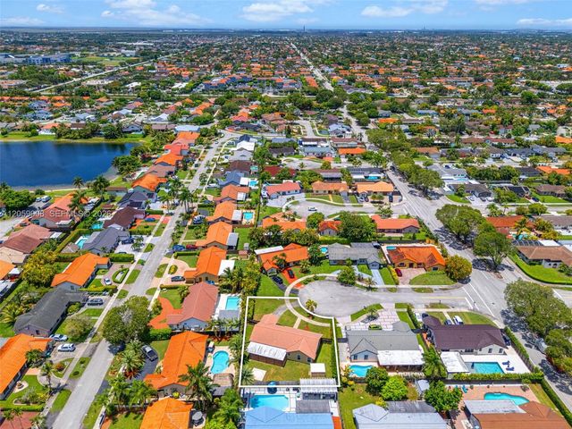 14242 SW 46th Ter, Miami, FL 33175