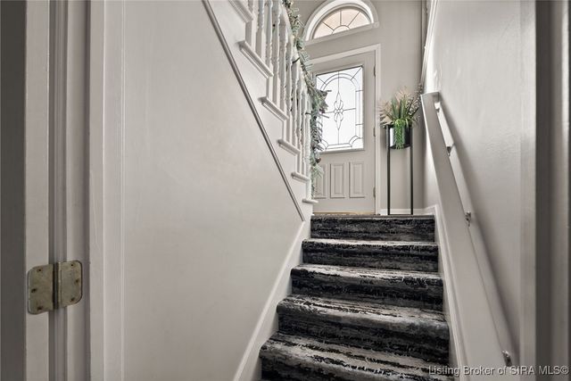 4416 Unruh Way, Floyds Knobs, IN 47119