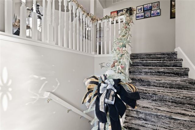 4416 Unruh Way, Floyds Knobs, IN 47119