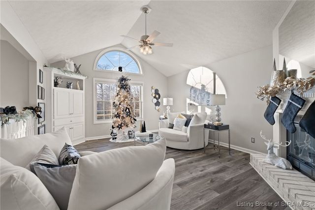 4416 Unruh Way, Floyds Knobs, IN 47119