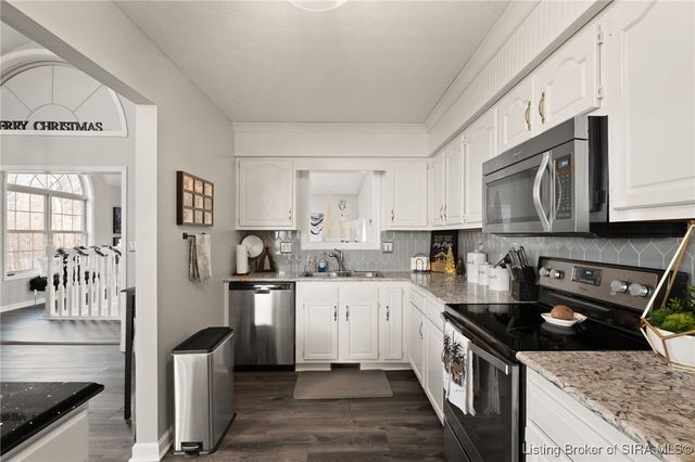 4416 Unruh Way, Floyds Knobs, IN 47119