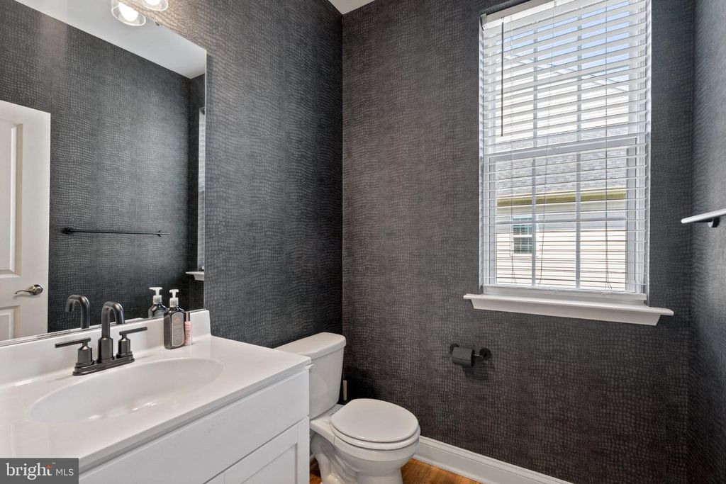 Image 21 of property listing at 8400 CEDAR CHASE, Clinton, MD 20735