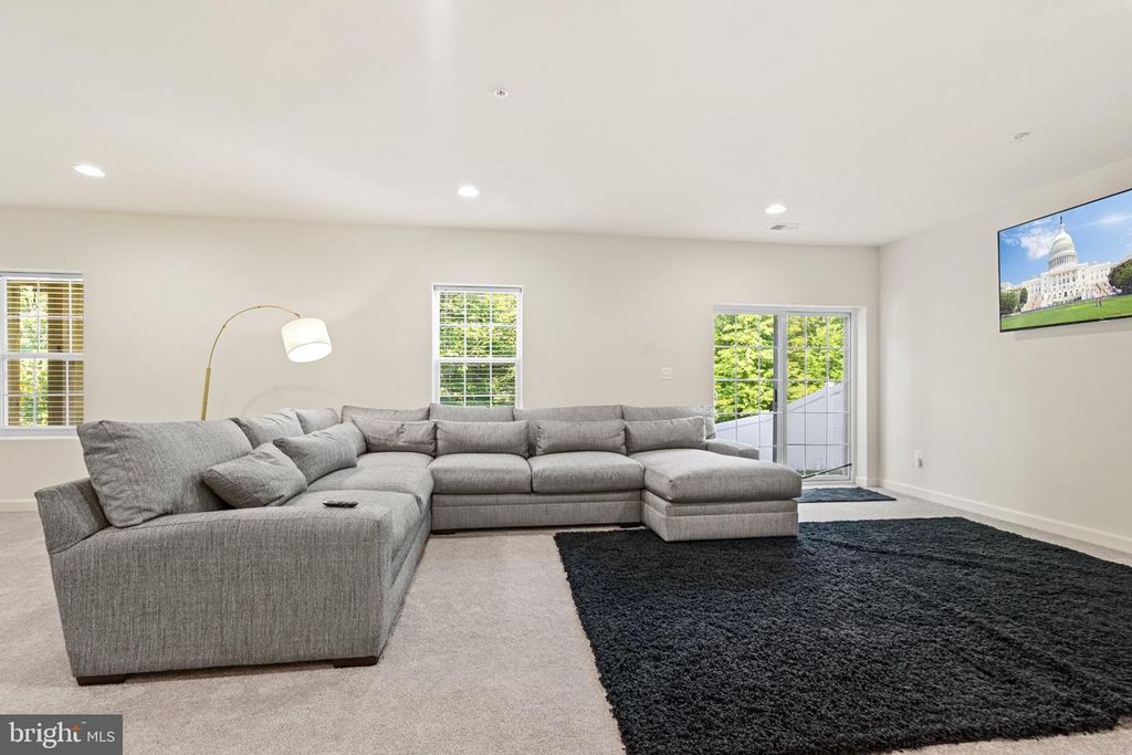 Image 43 of property listing at 8400 CEDAR CHASE, Clinton, MD 20735