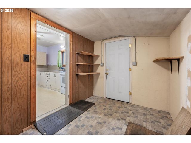 6824 Se 66TH Ave, Portland, OR 97206