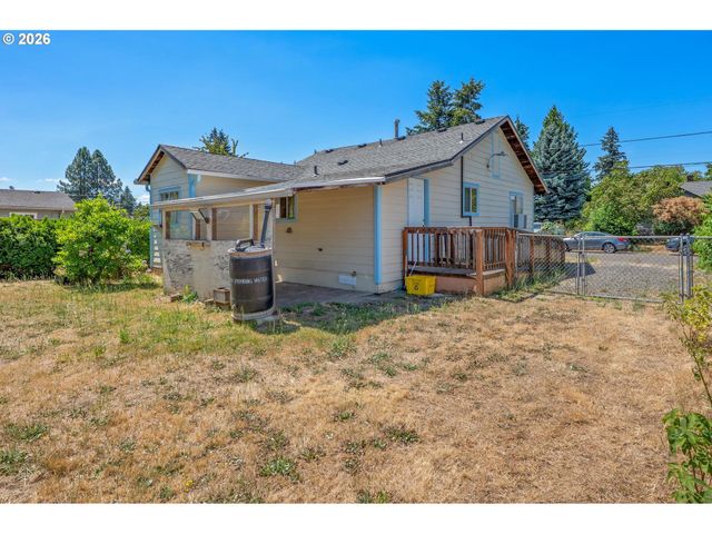 6824 Se 66TH Ave, Portland, OR 97206