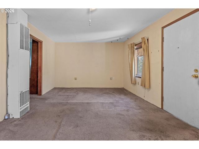 6824 Se 66TH Ave, Portland, OR 97206