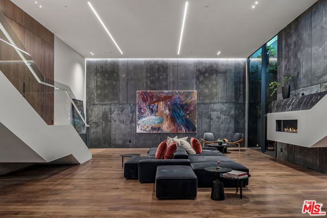 1254 Roberto Lane, Los Angeles, CA 90077