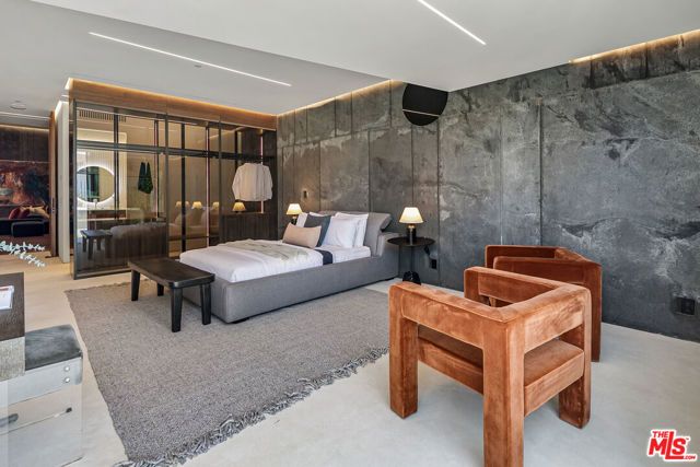 1254 Roberto Lane, Los Angeles, CA 90077