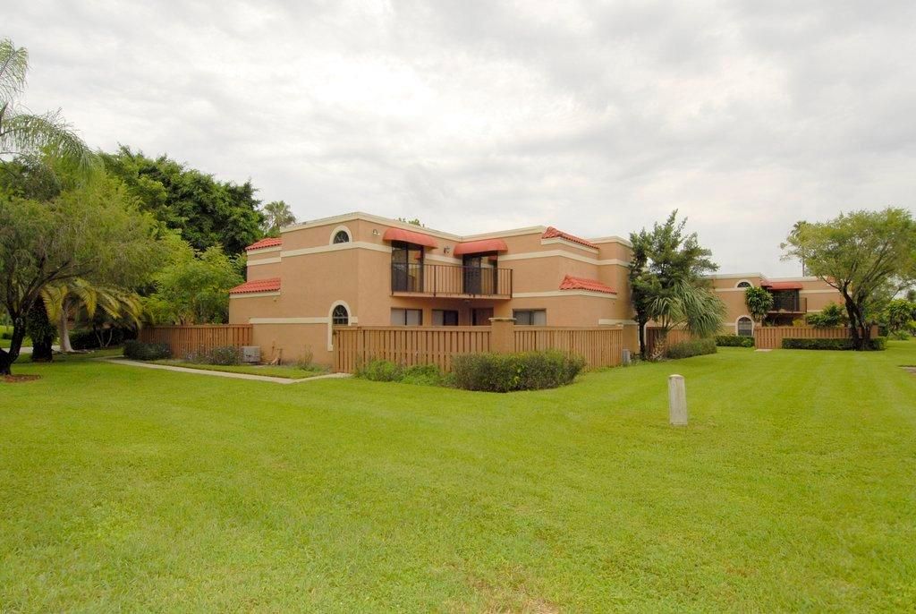 8122 Severn Drive A, Boca Raton, FL 33433