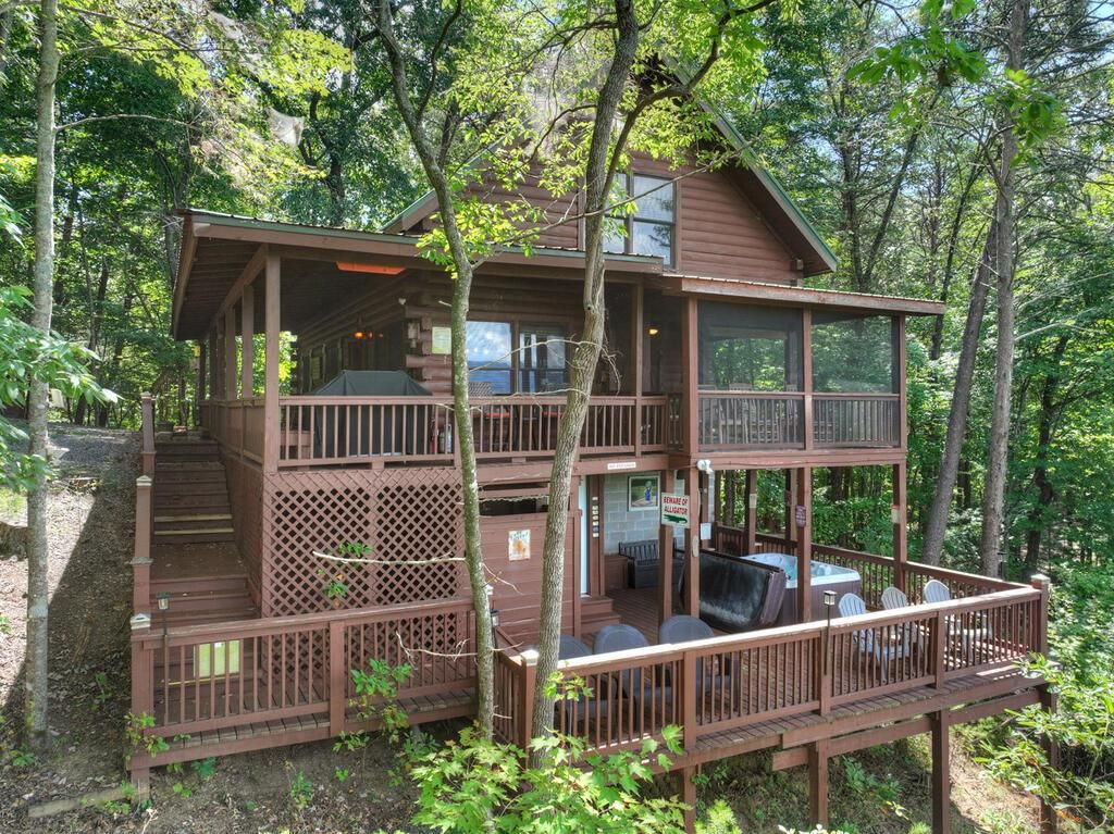 606 Cohutta Mountain Road, Cherry Log, GA 30522