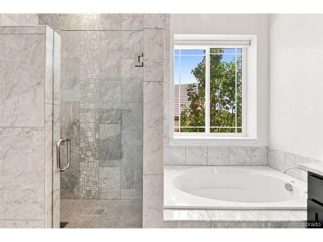 5466 Water Oak Cir, Castle Rock, CO 80108