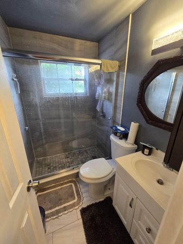 7900 SW 7th Place, North Lauderdale, FL 33068