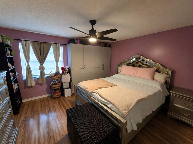 7900 SW 7th Place, North Lauderdale, FL 33068
