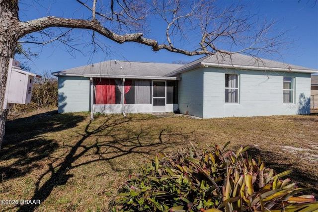 152 LARCHMONT DRIVE, Deltona, FL 32738