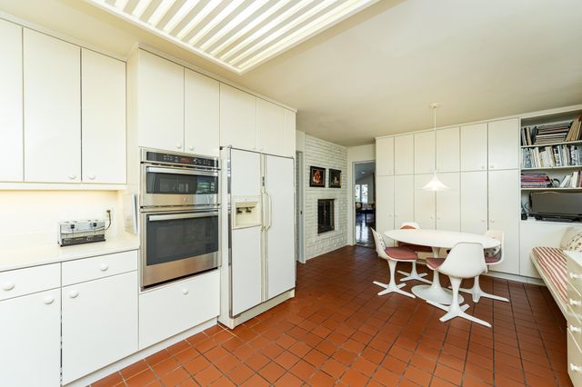 2011 Merrihills Drive SW, Rochester, MN 55902