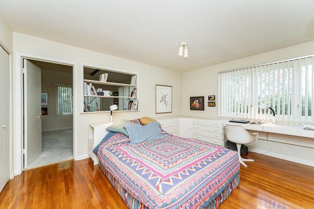 2011 Merrihills Drive SW, Rochester, MN 55902