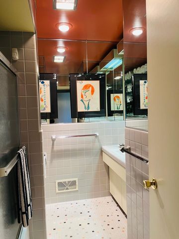 2011 Merrihills Drive SW, Rochester, MN 55902