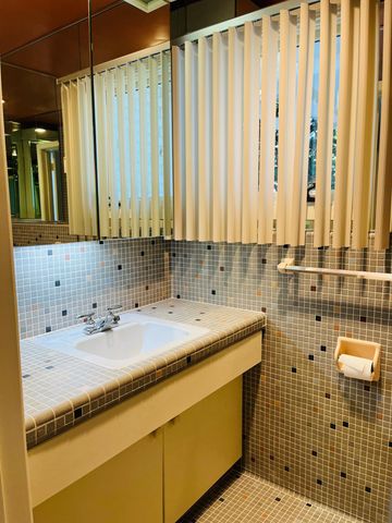 2011 Merrihills Drive SW, Rochester, MN 55902