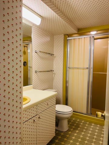 2011 Merrihills Drive SW, Rochester, MN 55902