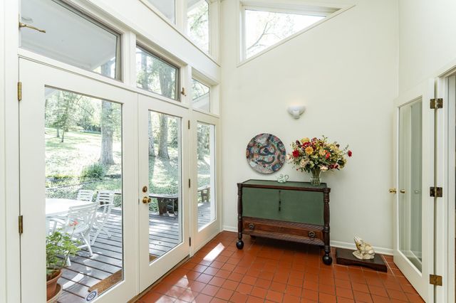 2011 Merrihills Drive SW, Rochester, MN 55902