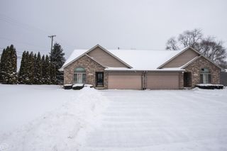 33523 Roselawn Street, Chesterfield Twp, MI 48047