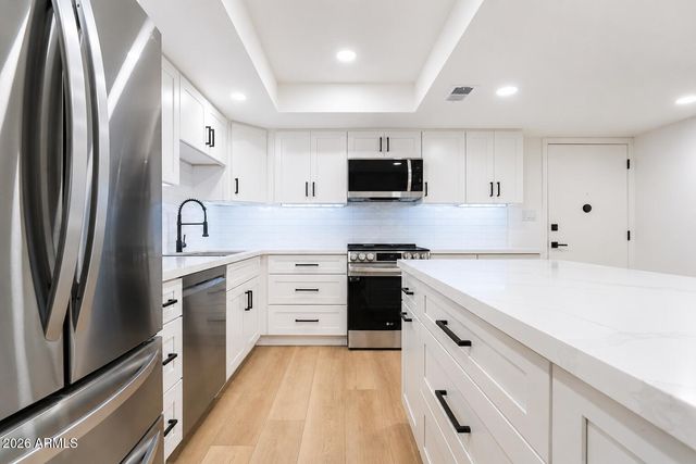 7920 E CAMELBACK Road 212, Scottsdale, AZ 85251