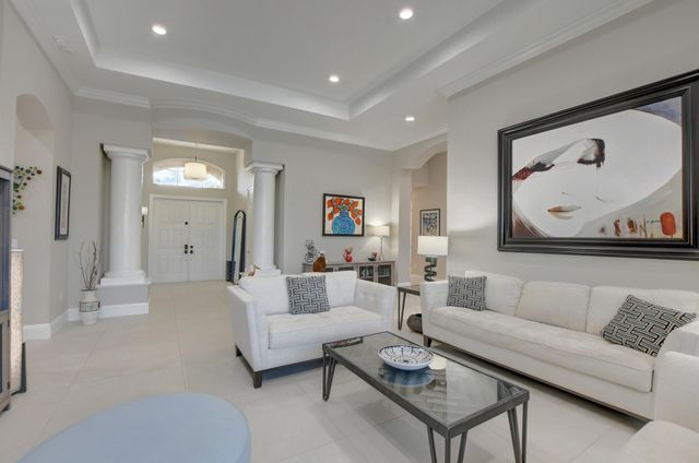 19211 N Creekshore Court, Boca Raton, FL 33498