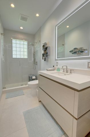 19211 N Creekshore Court, Boca Raton, FL 33498